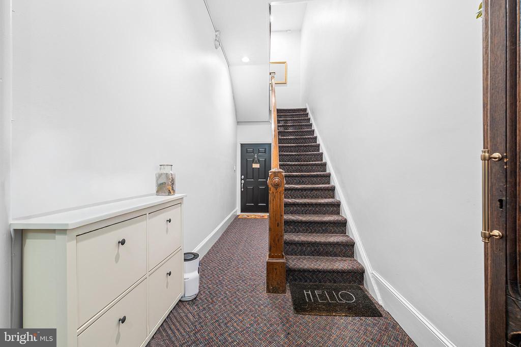 2231 GREEN STREET 5