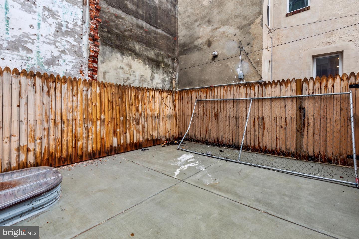 1711 SNYDER AVENUE