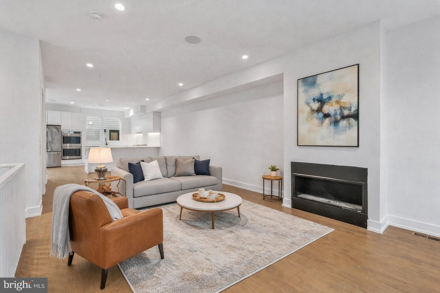 660 FAIRMOUNT AVENUE