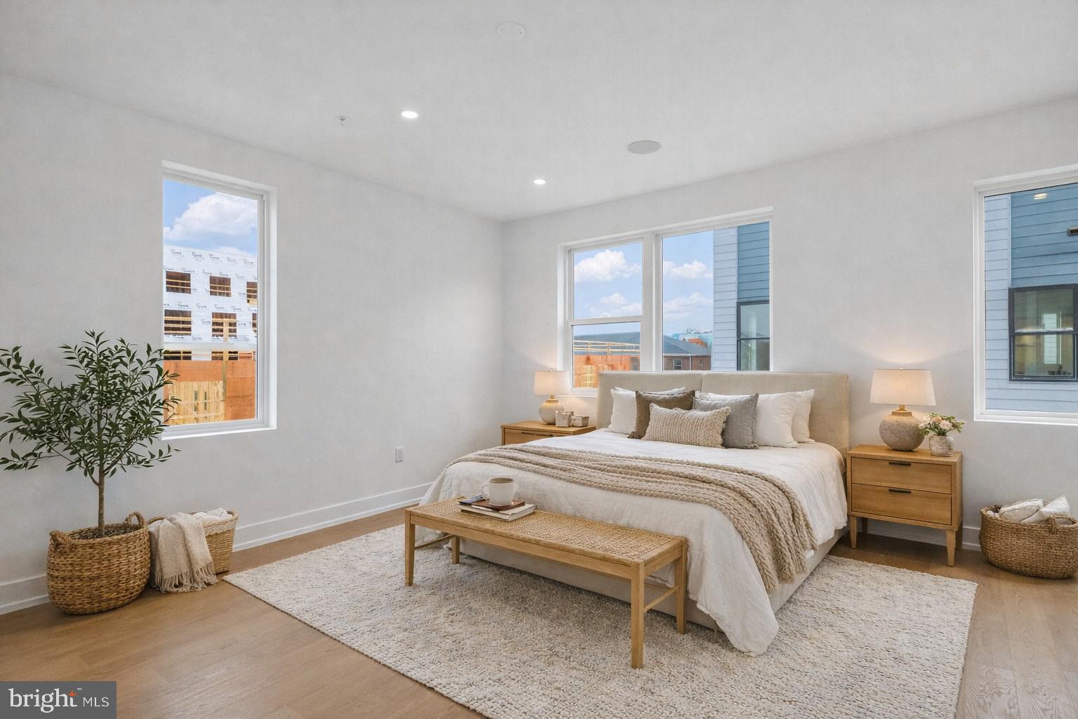 660 FAIRMOUNT AVENUE