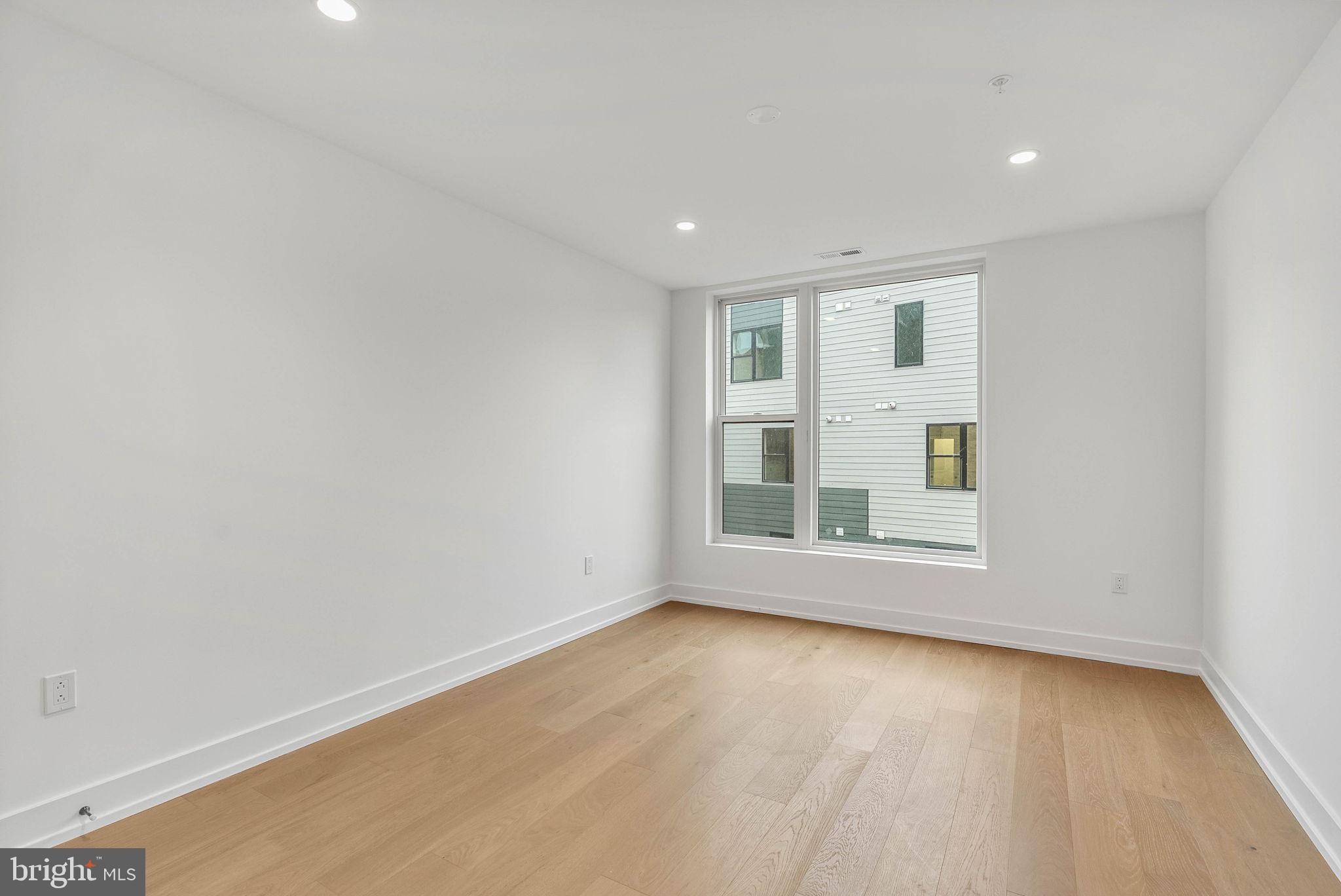 660 FAIRMOUNT AVENUE