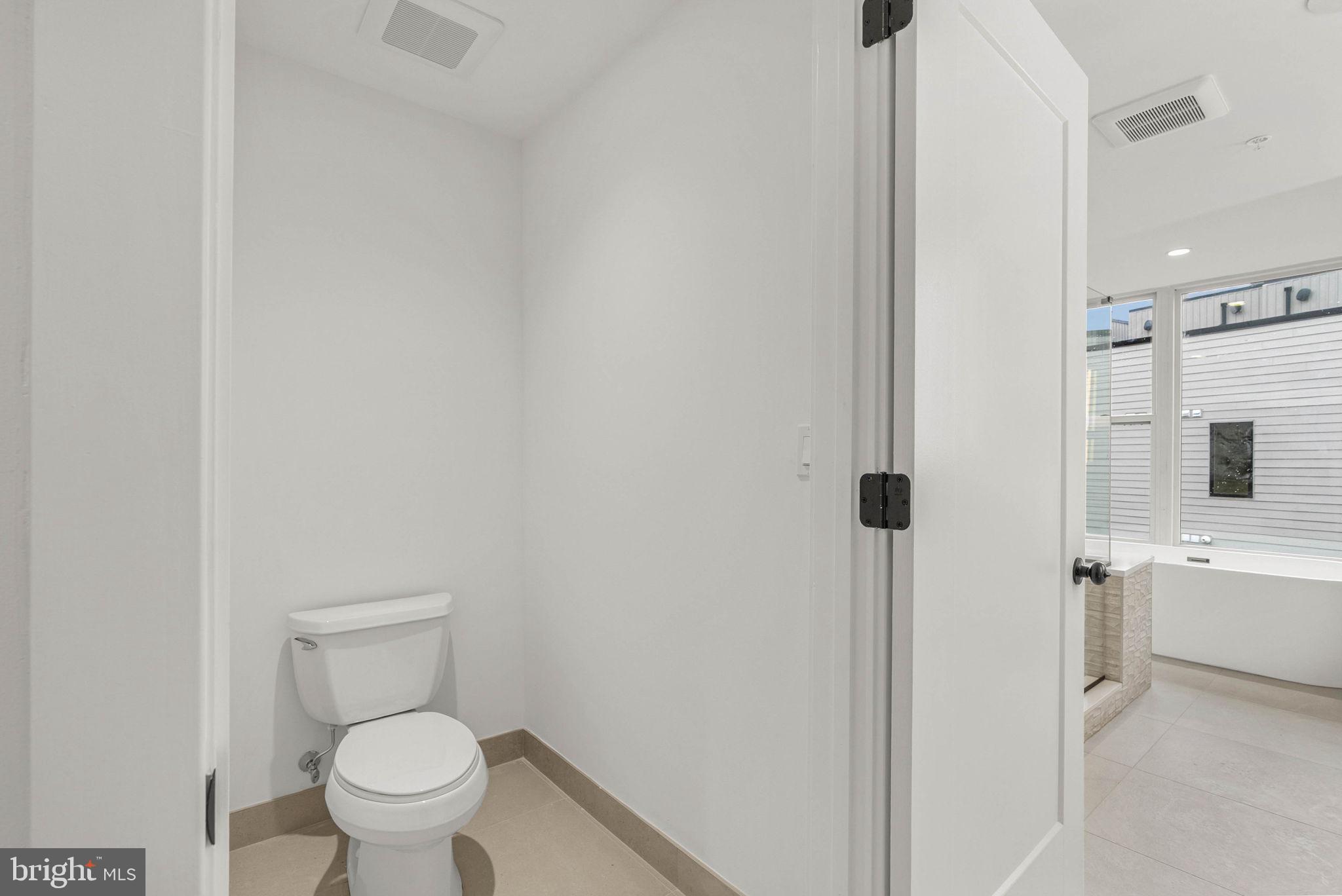 660 FAIRMOUNT AVENUE