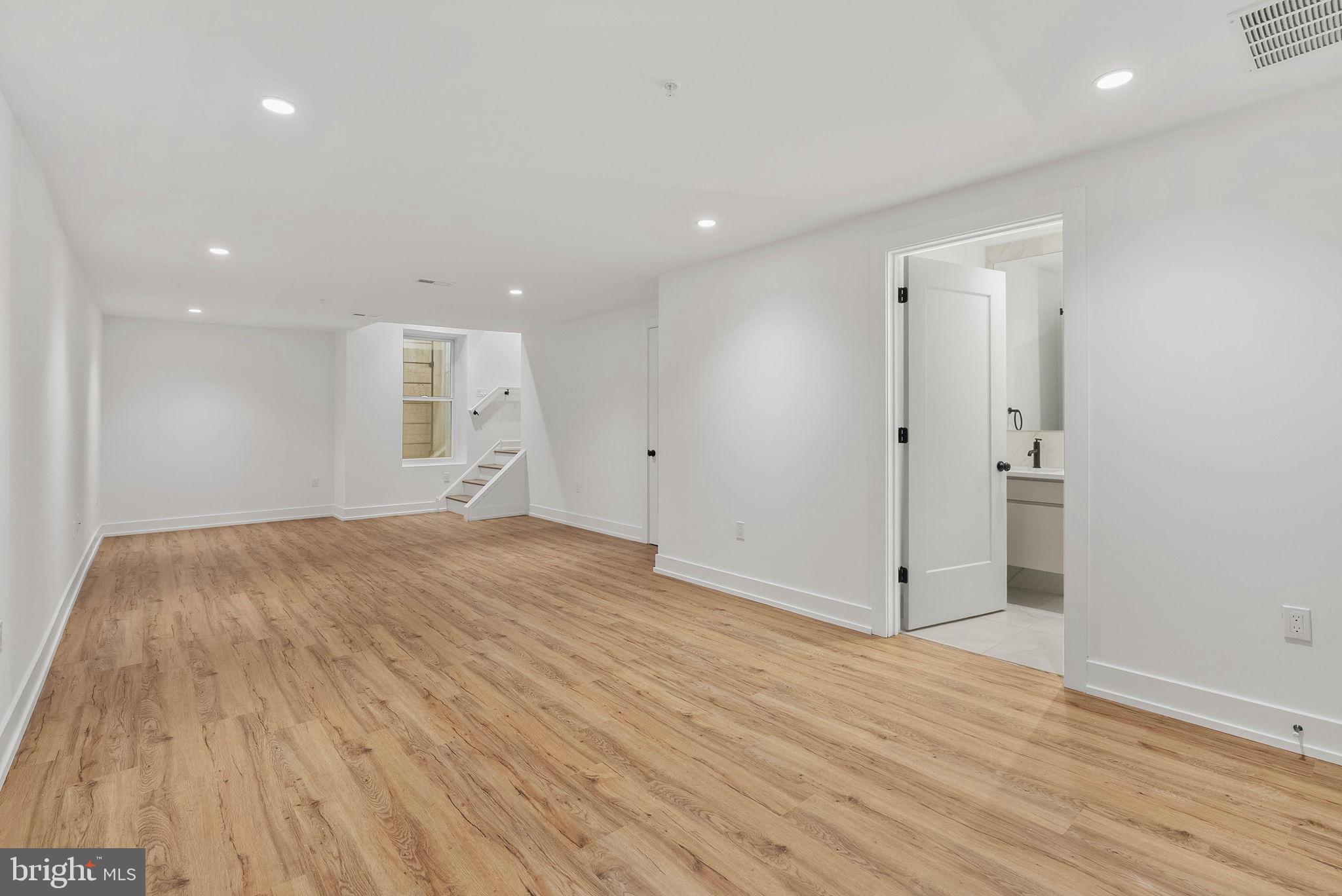 660 FAIRMOUNT AVENUE