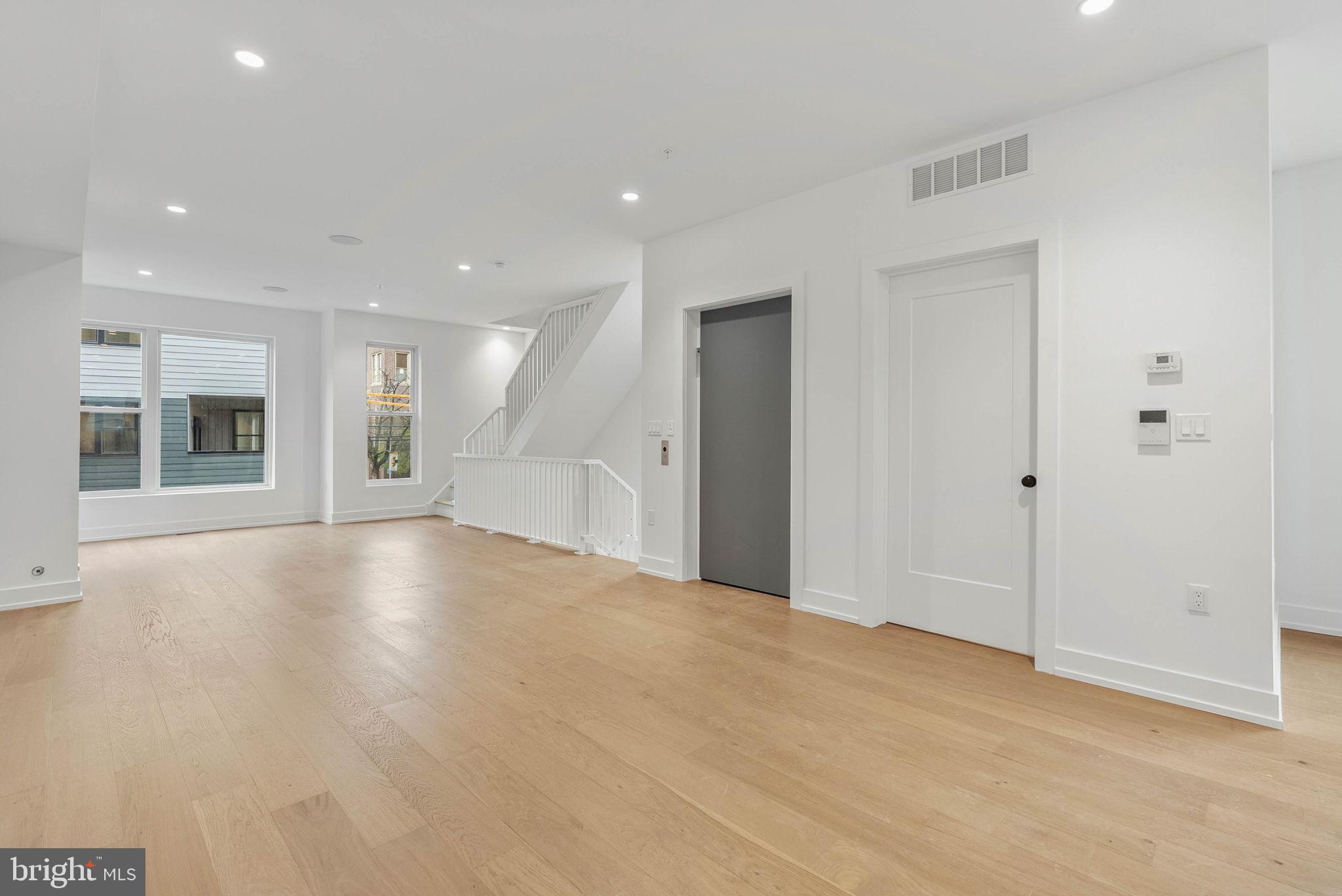 660 FAIRMOUNT AVENUE