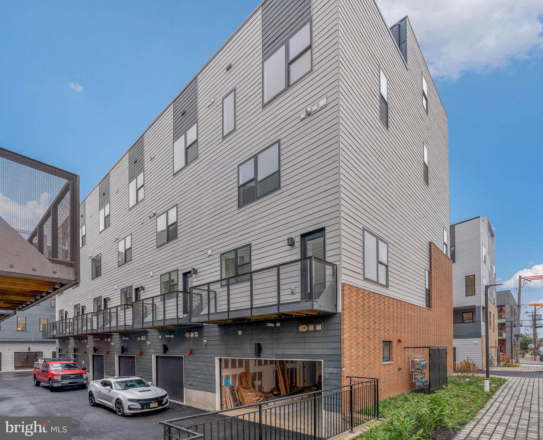 660 FAIRMOUNT AVENUE