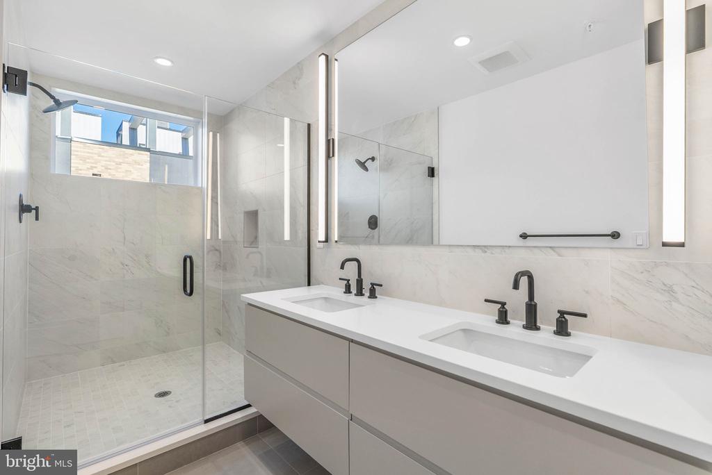 635 N 7TH STREET H4B