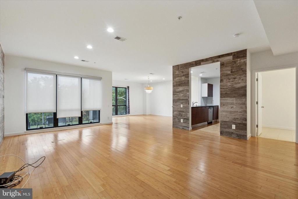 934 N 3RD STREET 50 310