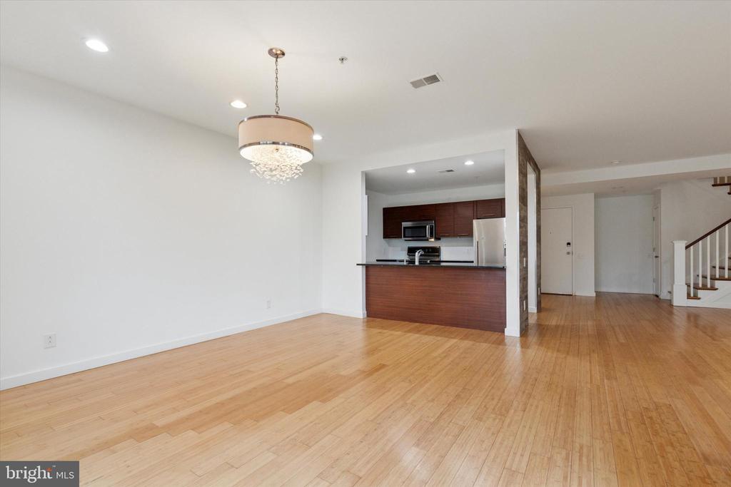 934 N 3RD STREET 50 310