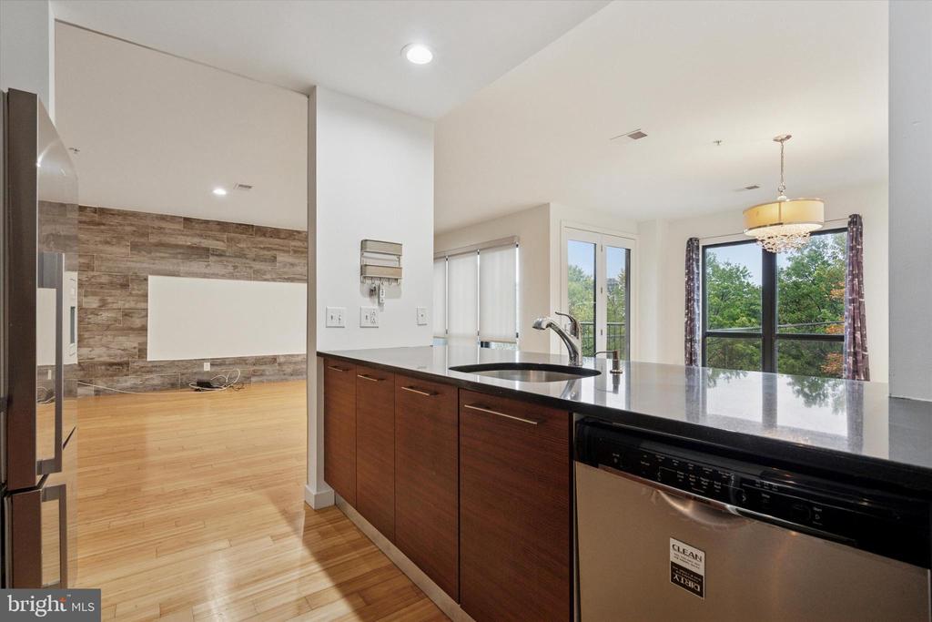 934 N 3RD STREET 50 310