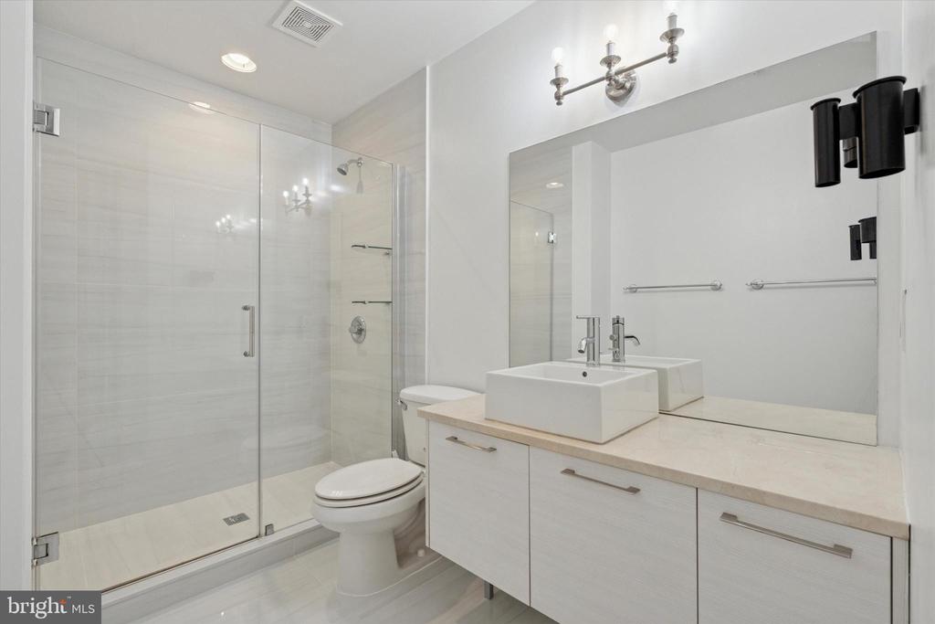 934 N 3RD STREET 50 310