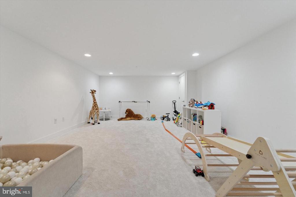 322 FAIRMOUNT AVENUE