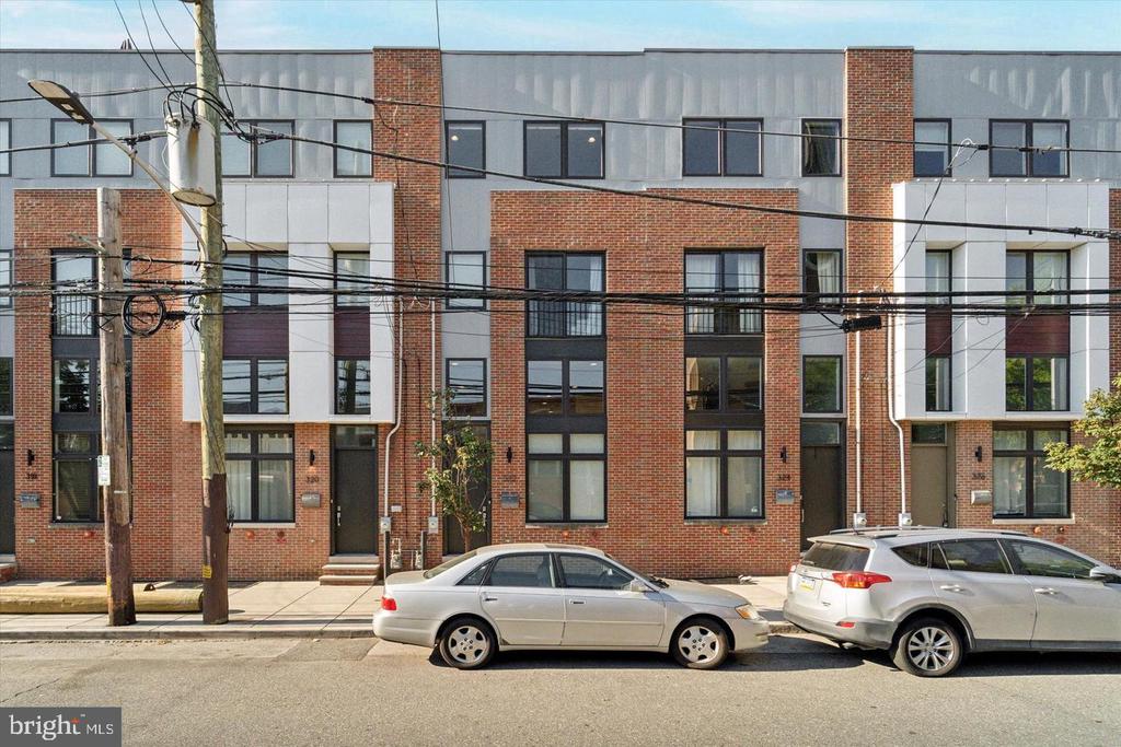 322 FAIRMOUNT AVENUE