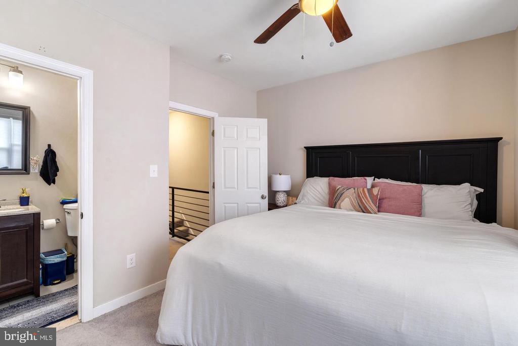 1741 GEORGES LANE