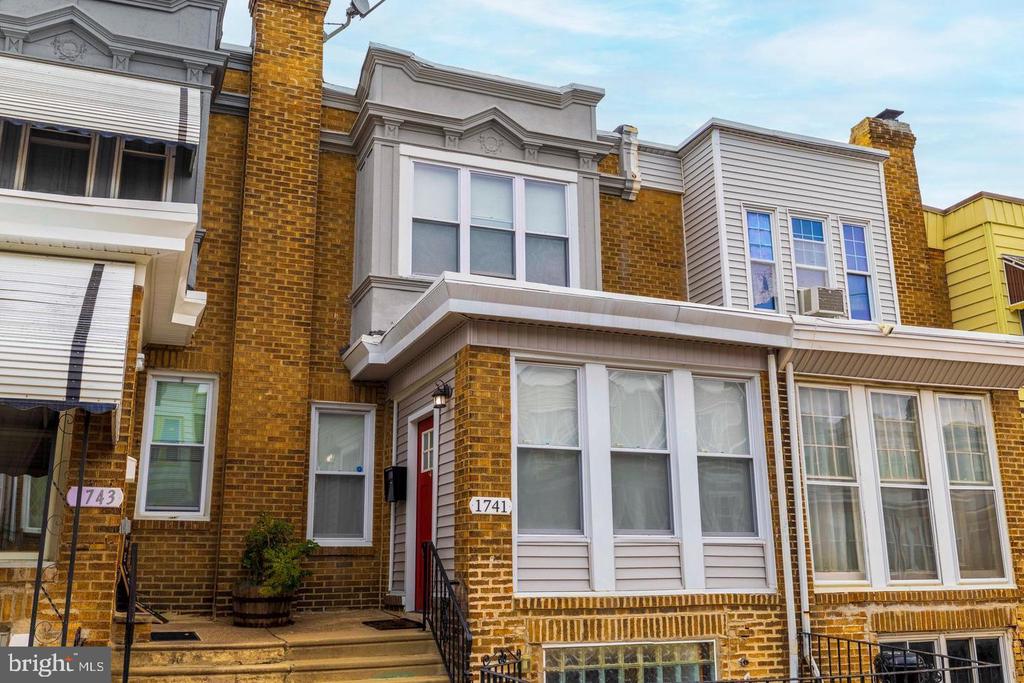 1741 GEORGES LANE