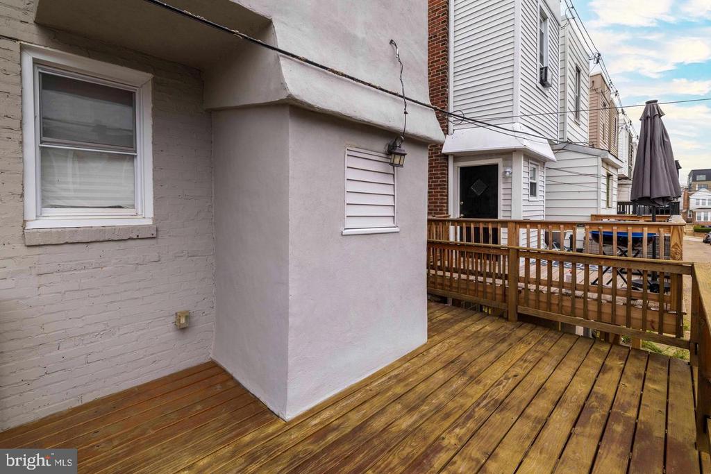 1741 GEORGES LANE