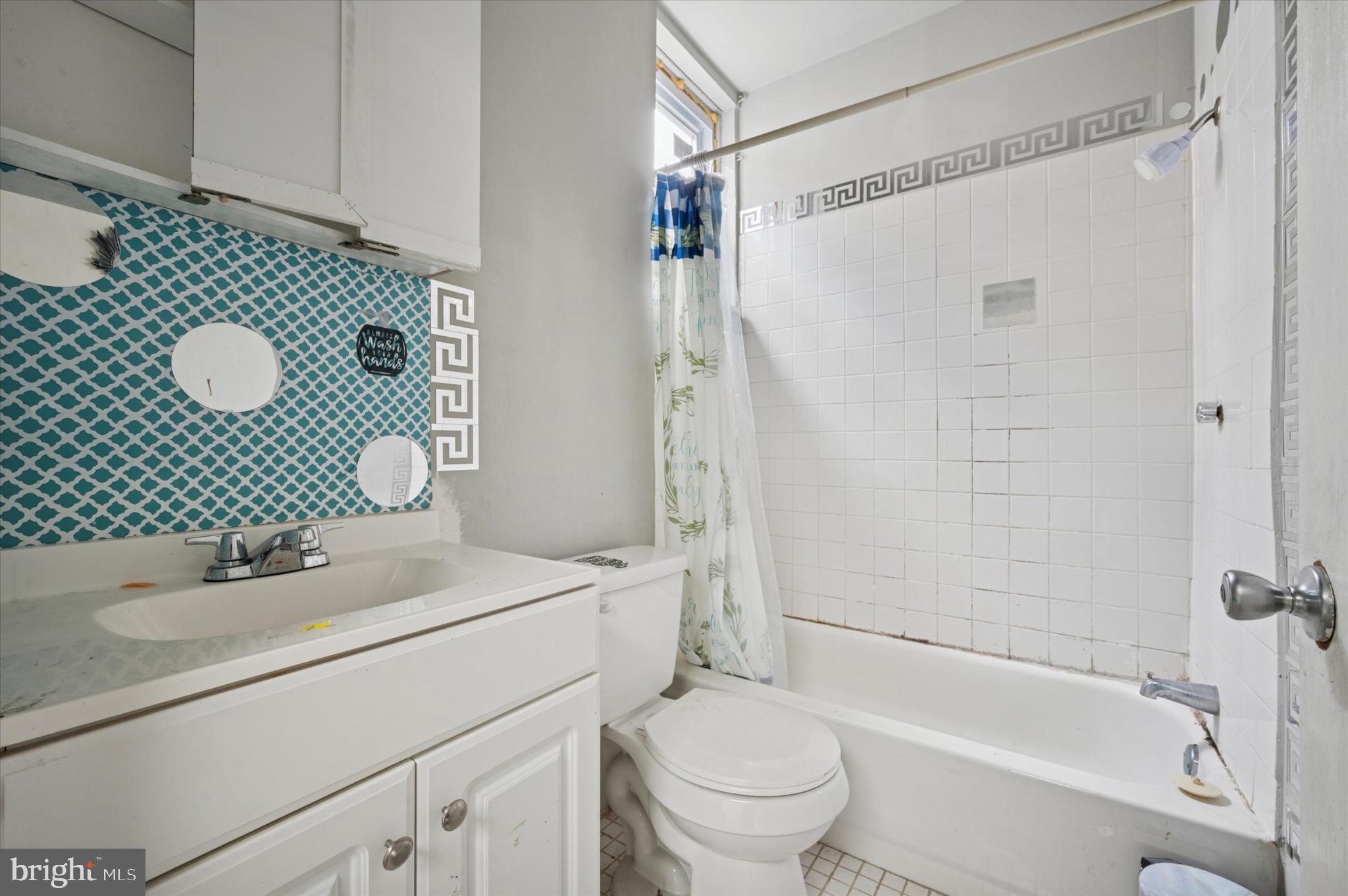 37 S 60TH STREET
