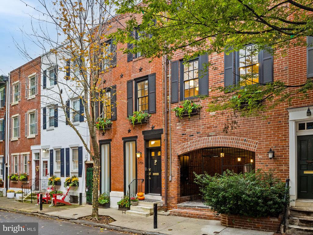 1716-18 ADDISON STREET