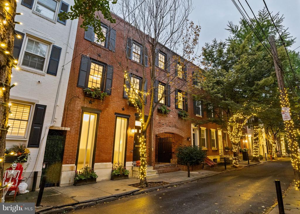1716-18 ADDISON STREET