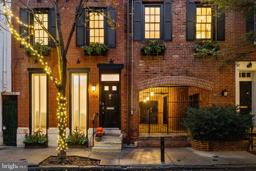 1716-18 ADDISON STREET