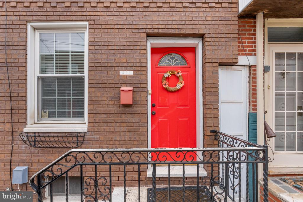 215 GERRITT STREET