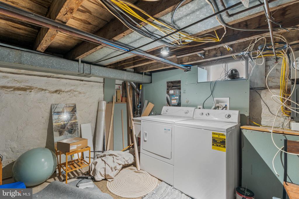 215 GERRITT STREET