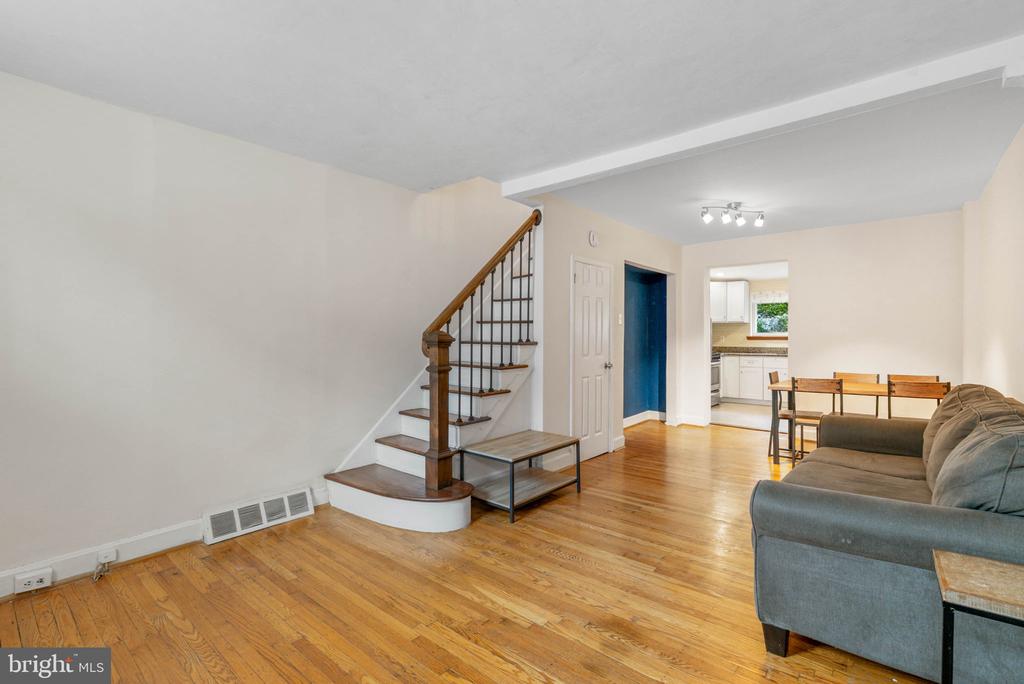 215 GERRITT STREET