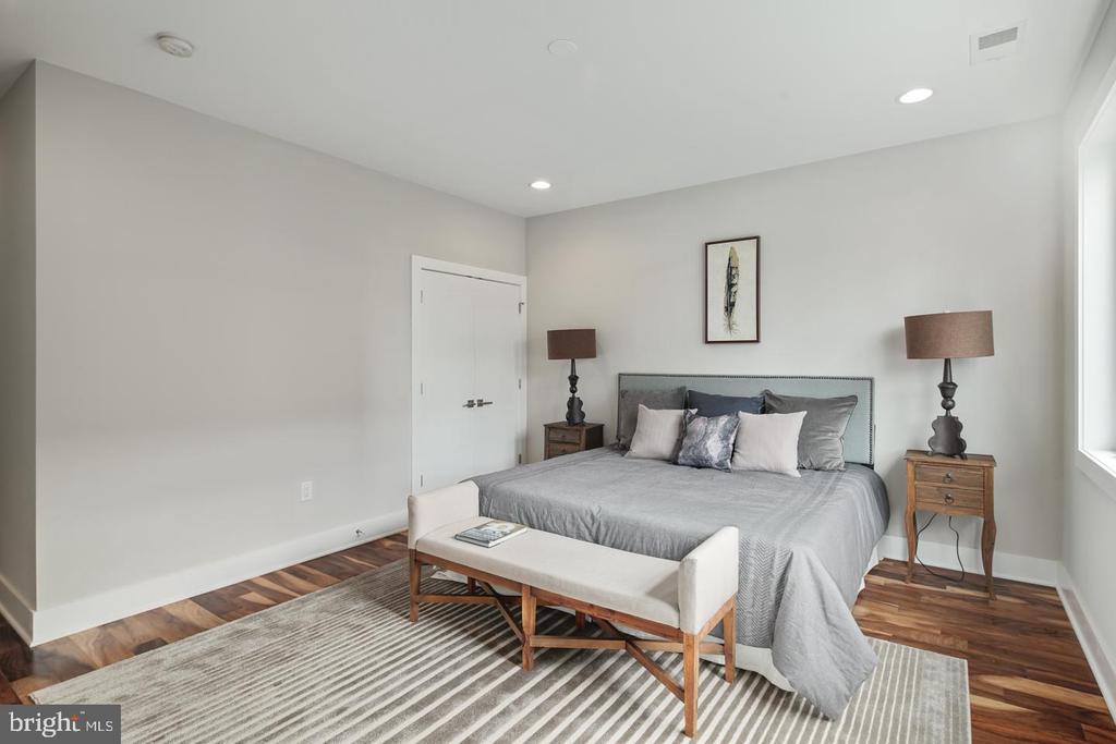 117 QUARRY STREET 9