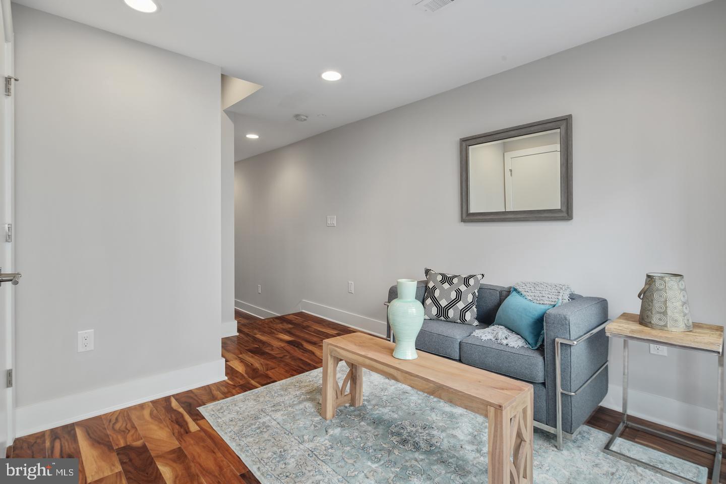 117 QUARRY STREET 9