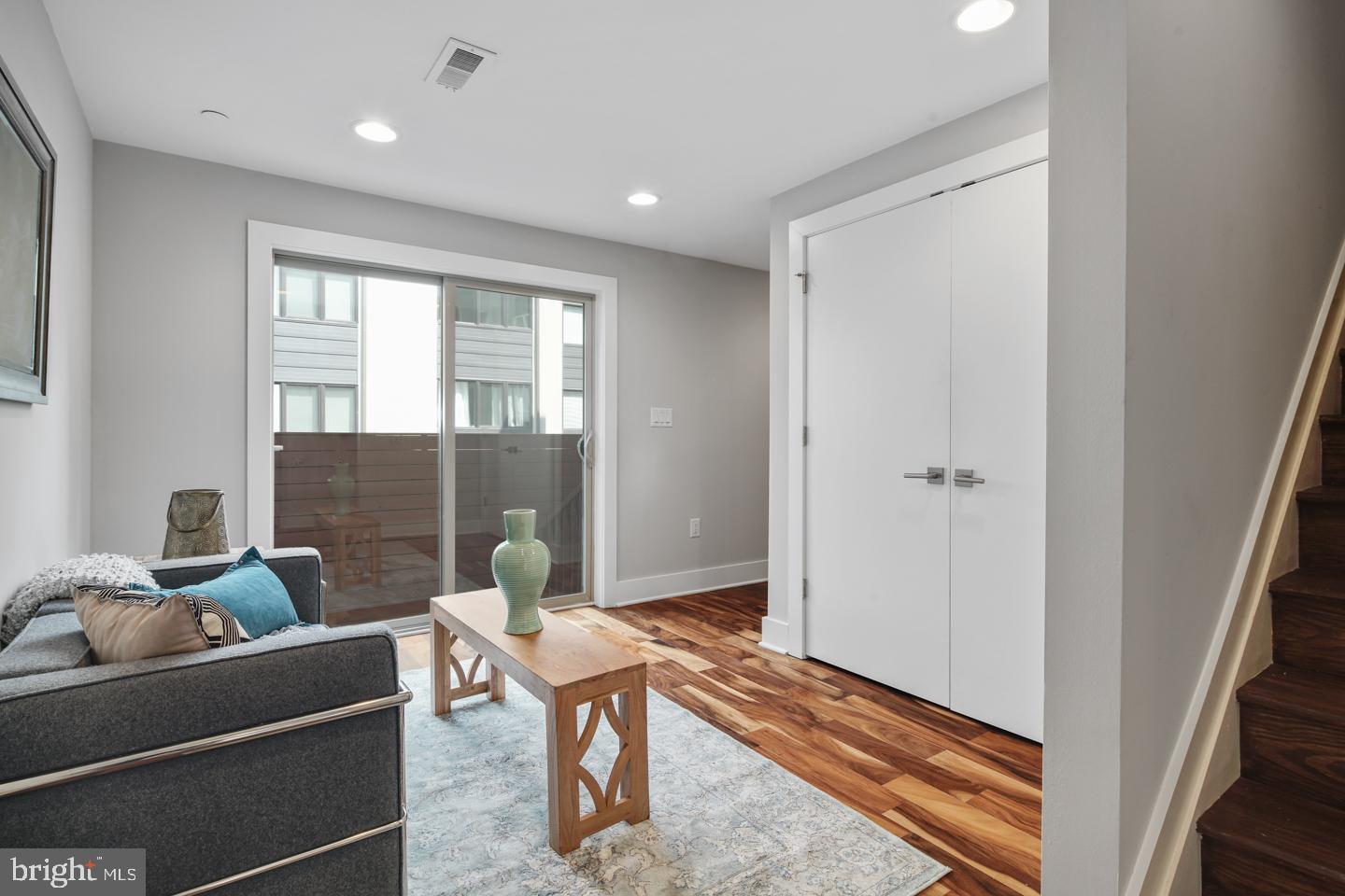 117 QUARRY STREET 9