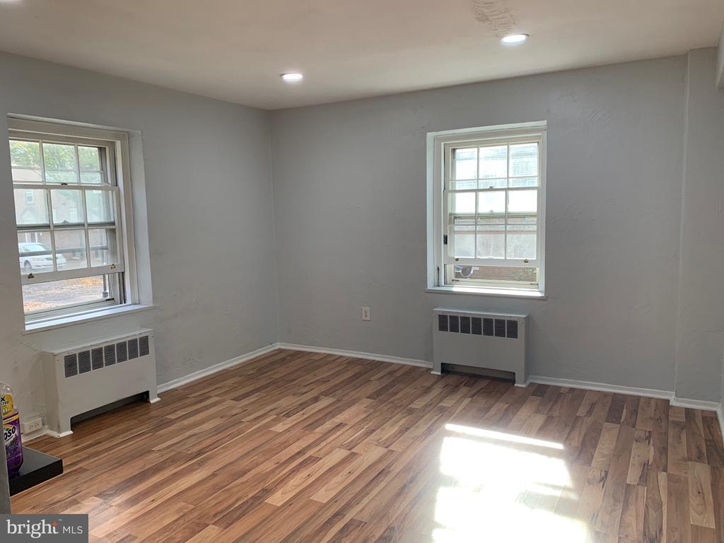 672 FRANKLIN PLACE 00 A