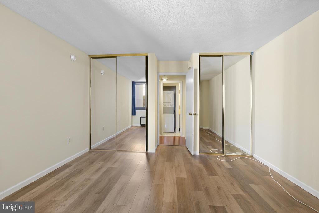 1420 LOCUST STREET 11C