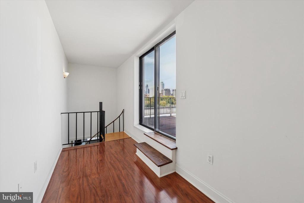 200 LOMBARD STREET 10 804