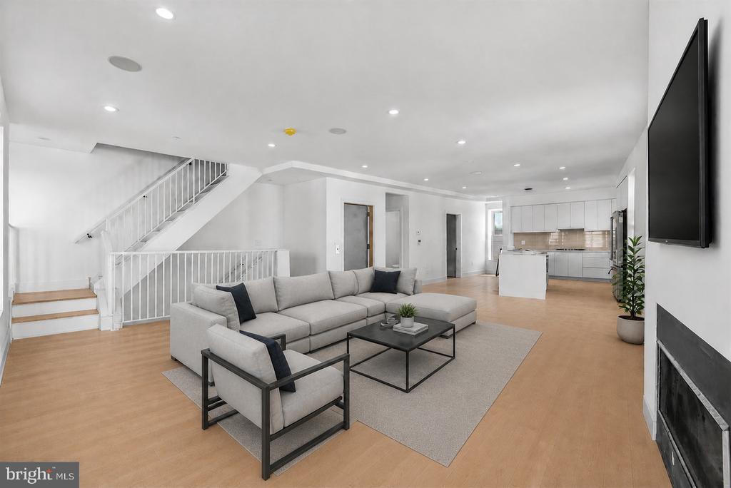 652 FAIRMOUNT AVENUE