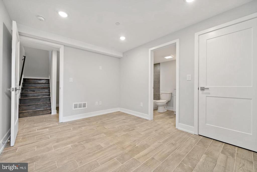1533 N 2ND STREET 1C