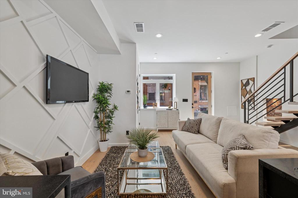 303 PEMBERTON STREET