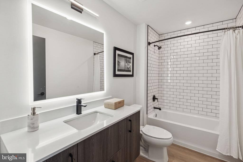 1122 FRANKFORD AVENUE 207