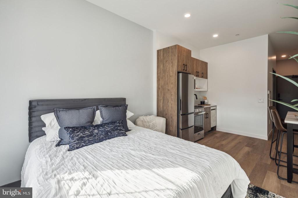 1122 FRANKFORD AVENUE 207