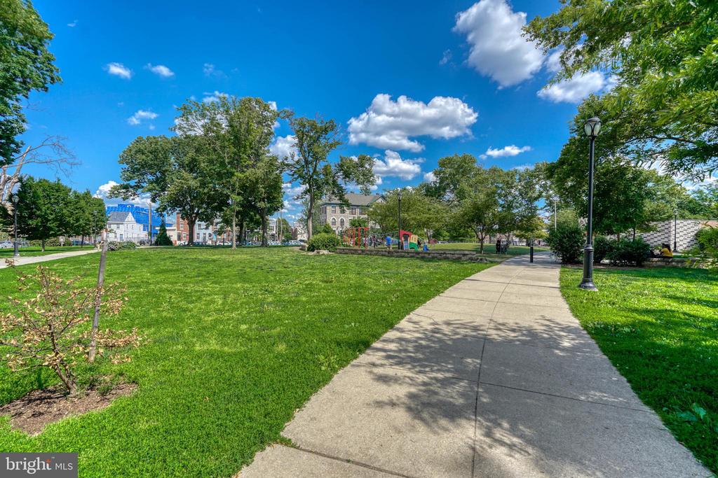 1632 S 4TH STREET 3