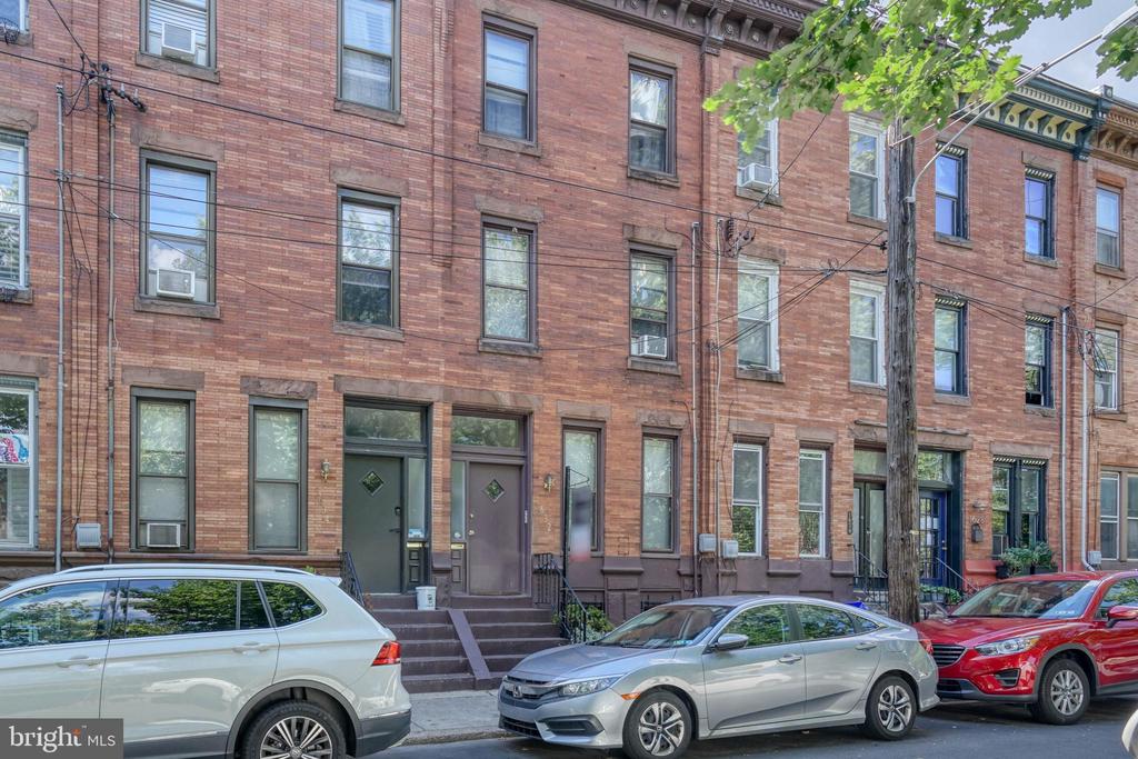 1632 S 4TH STREET 3