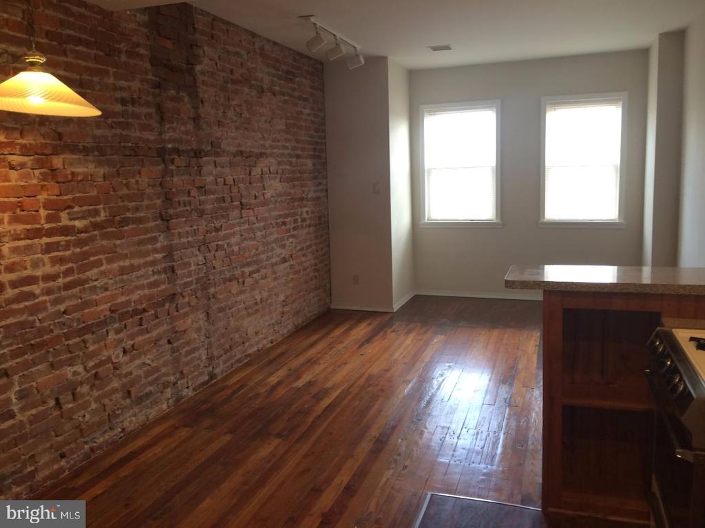 2025 S 3RD STREET 3