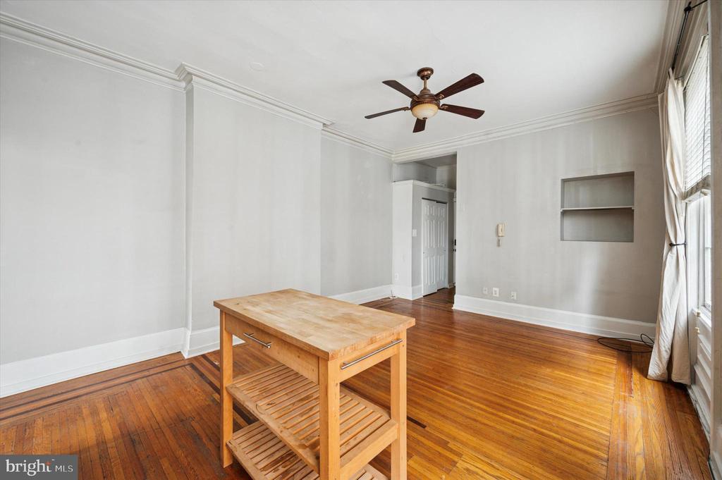 2019 SPRING GARDEN STREET 2R