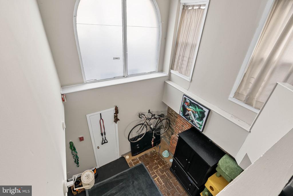 787 S 3RD STREET 1R
