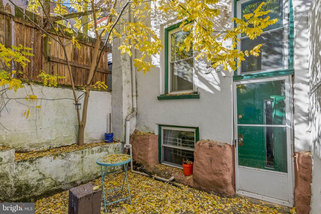 787 S 3RD STREET 1R