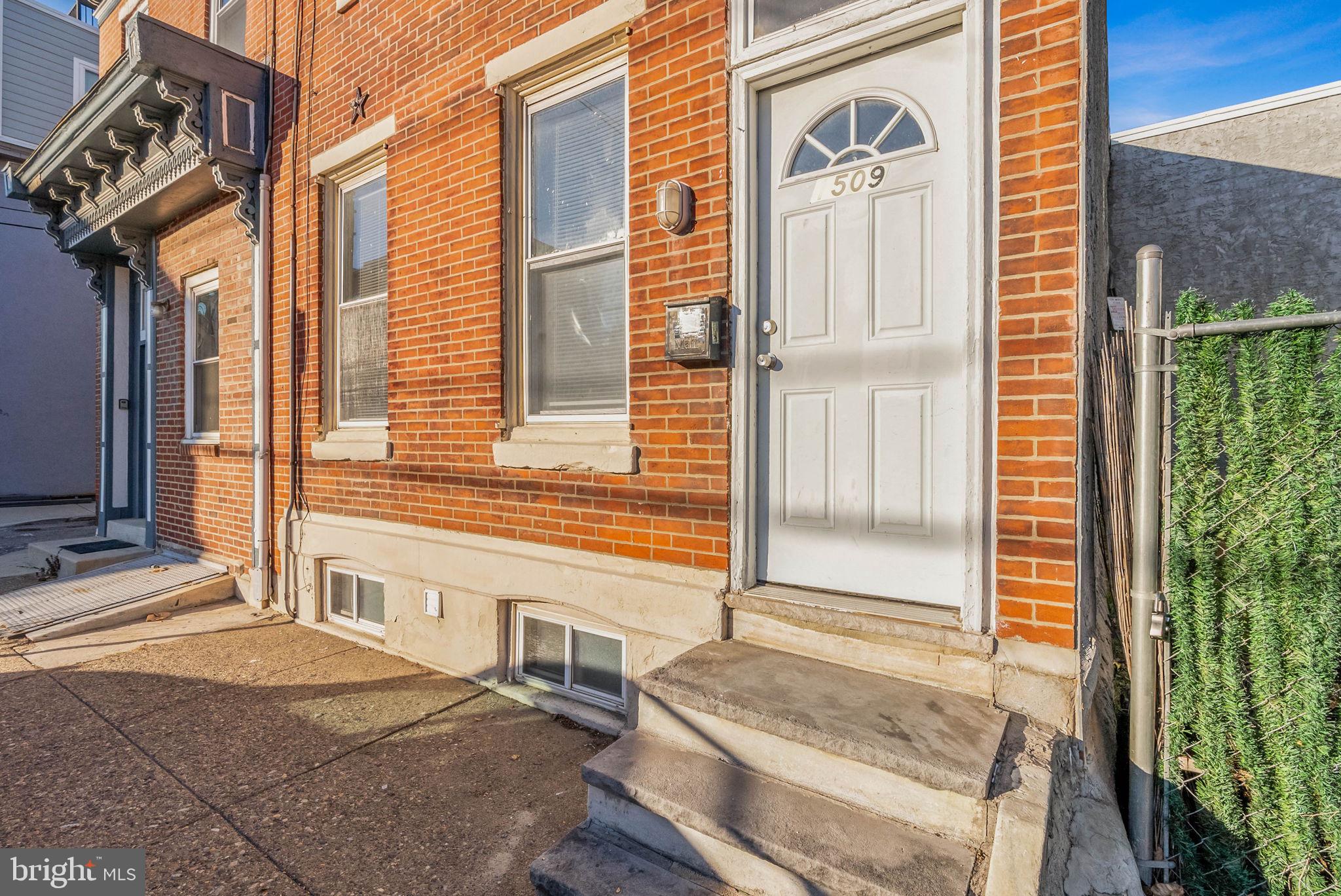 1509 CATHARINE STREET