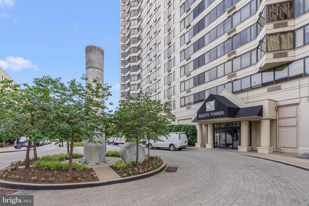 2001 HAMILTON STREET 507