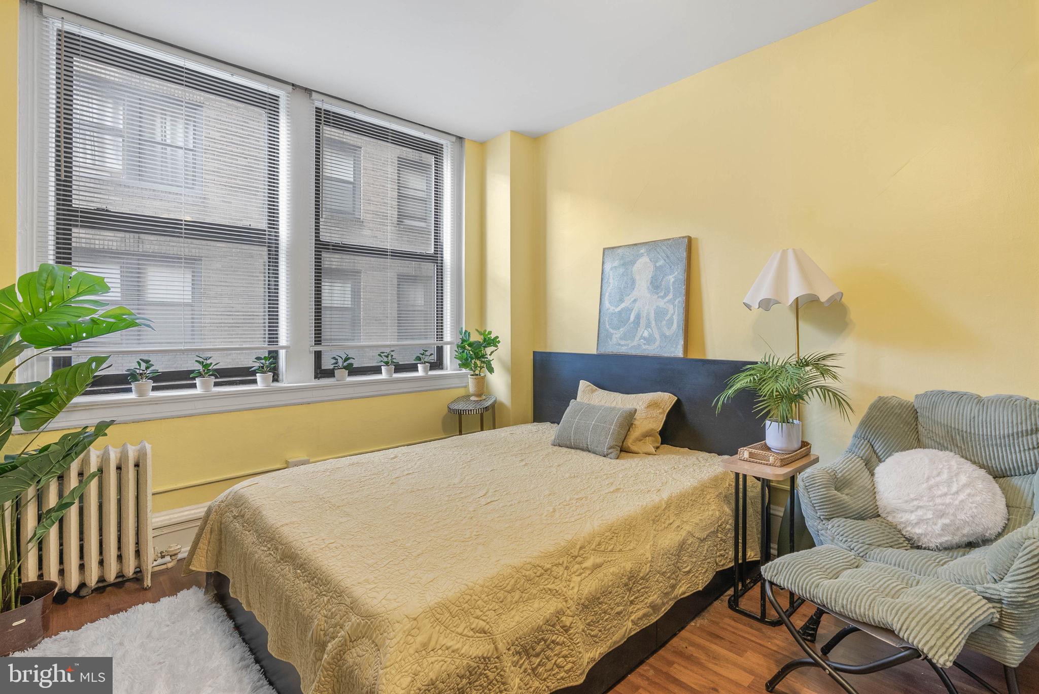 1324 LOCUST STREET 703