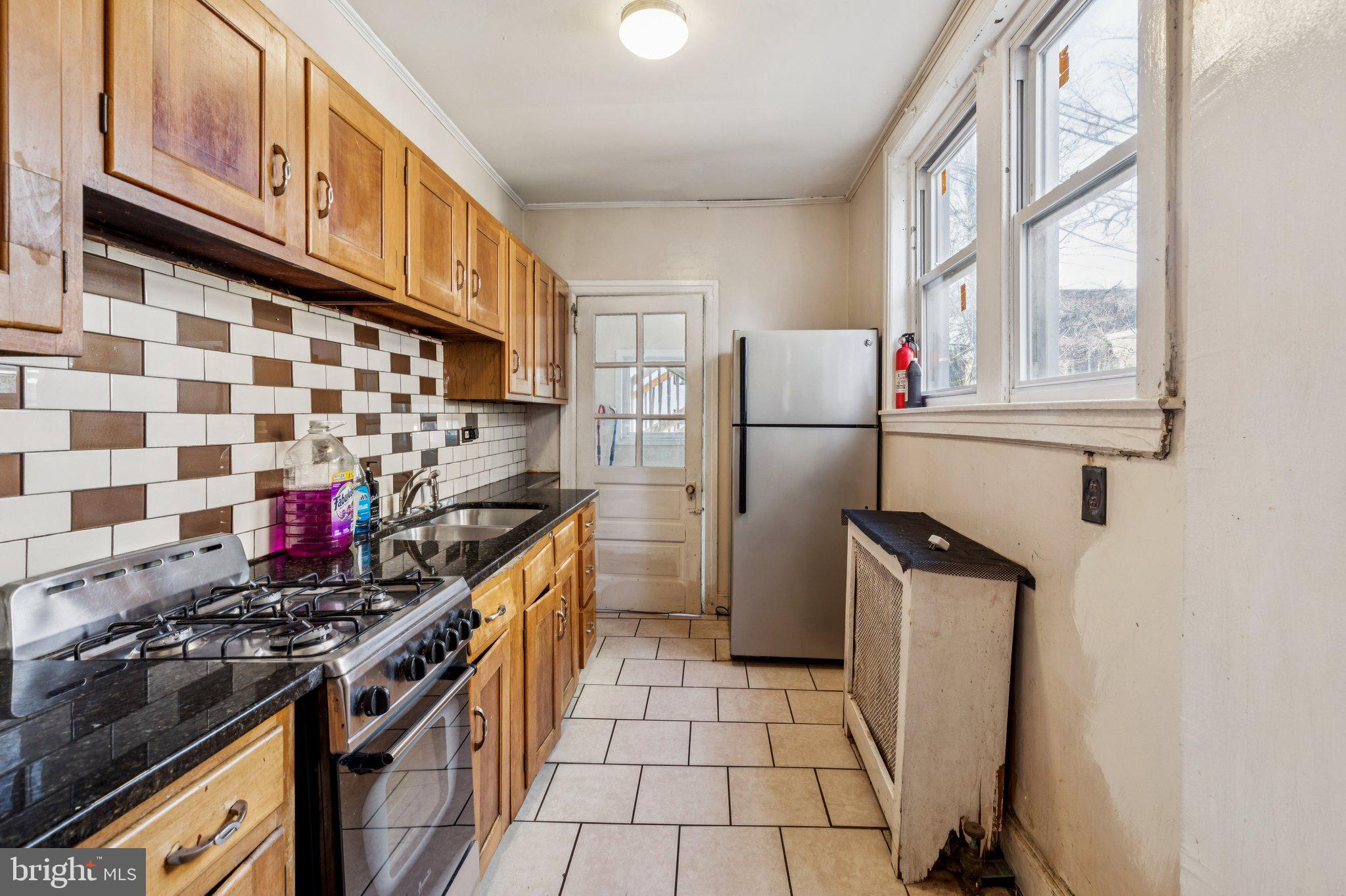 1018 S 49TH STREET