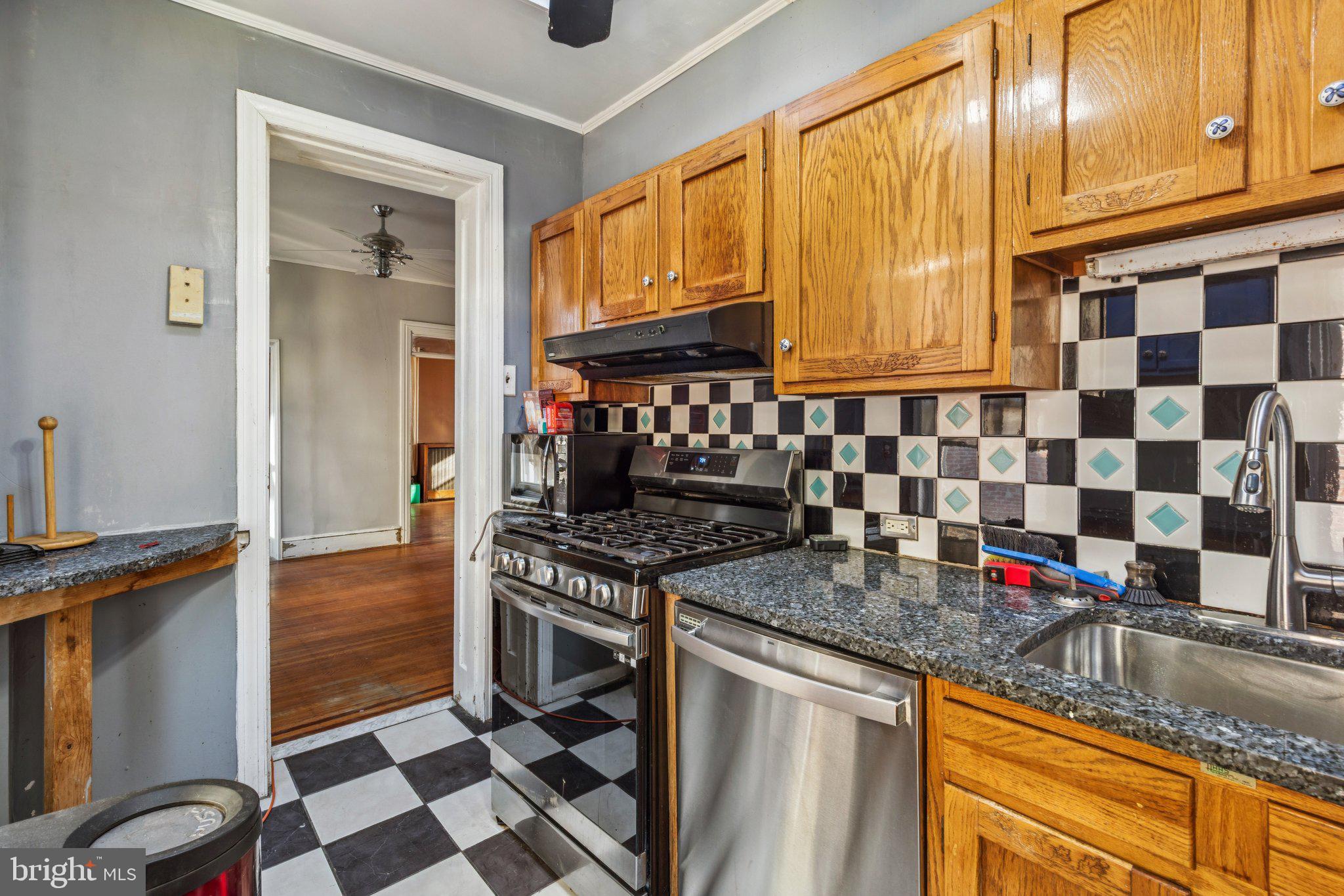 1018 S 49TH STREET