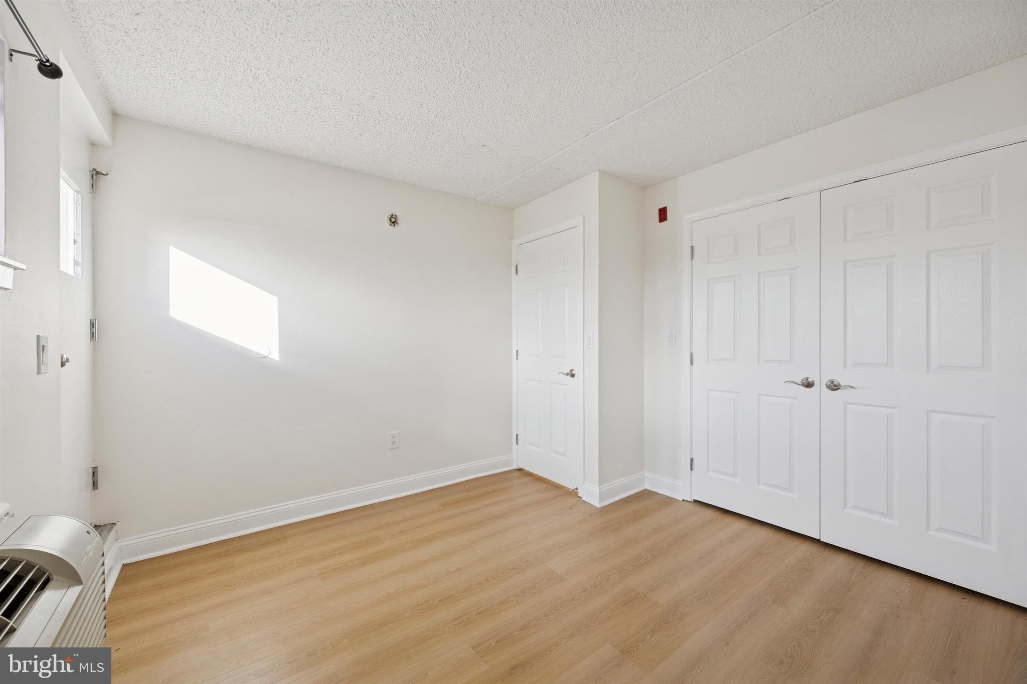 200 LOMBARD STREET 10 820
