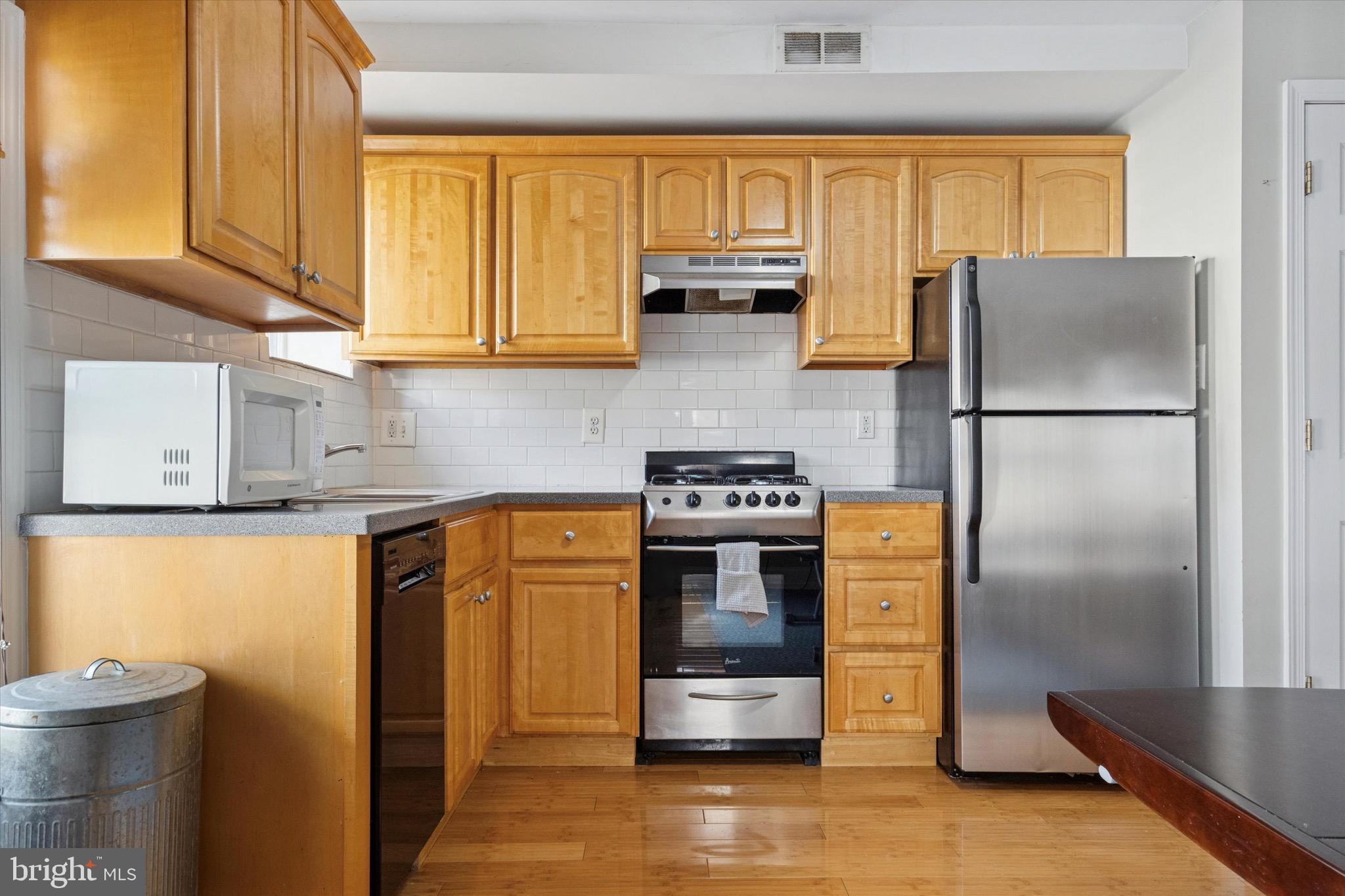 2019 SPRING GARDEN STREET 3R